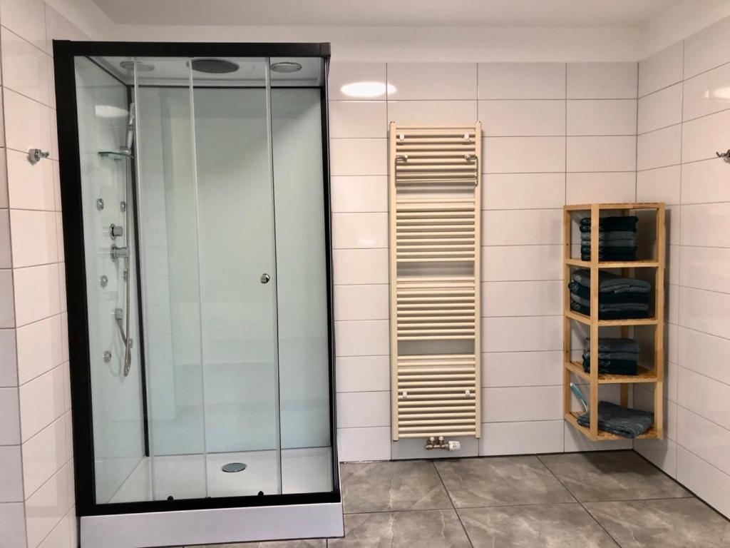 Dachgeschosswohnung Mit Seeblick Ahrensbok Eksteriør billede
