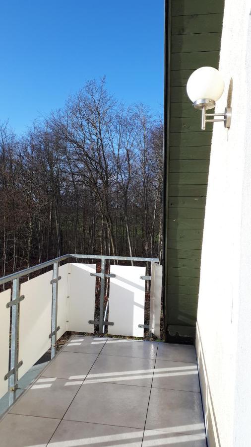 Dachgeschosswohnung Mit Seeblick Ahrensbok Eksteriør billede
