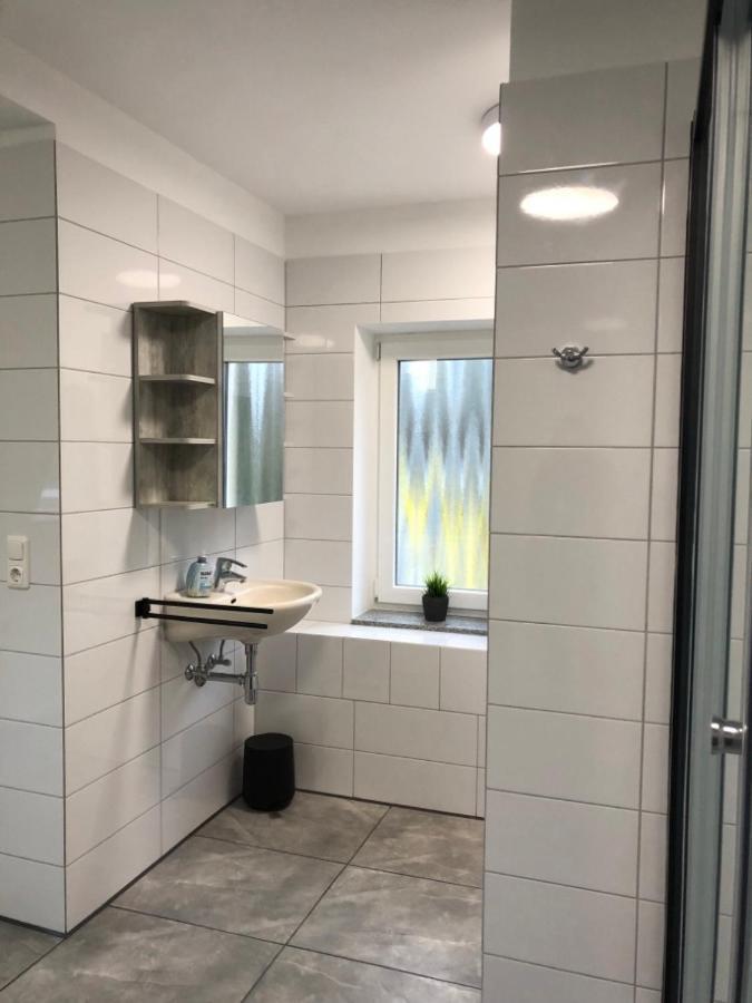 Dachgeschosswohnung Mit Seeblick Ahrensbok Eksteriør billede